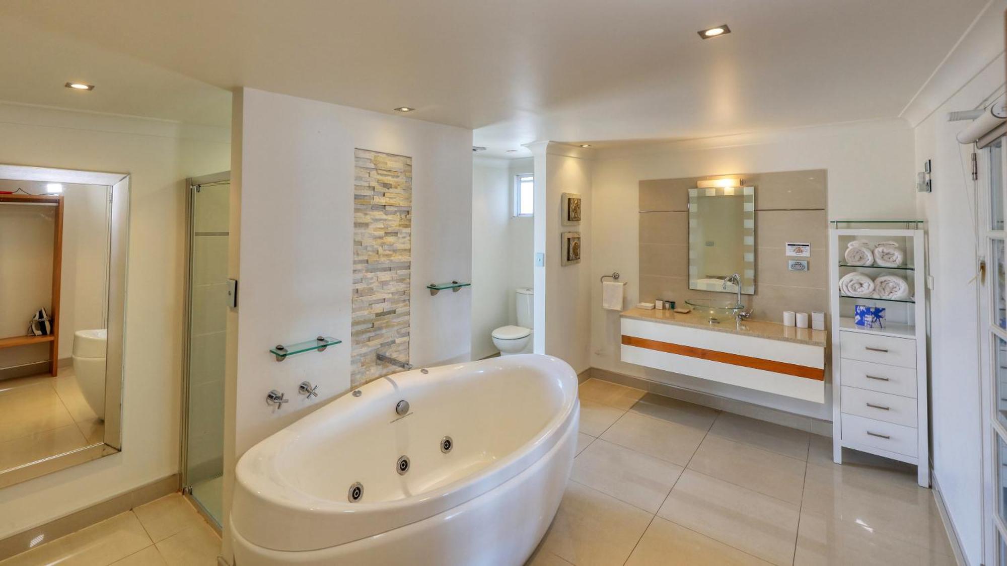 The Madsen Boutique Hotel Penguin Esterno foto