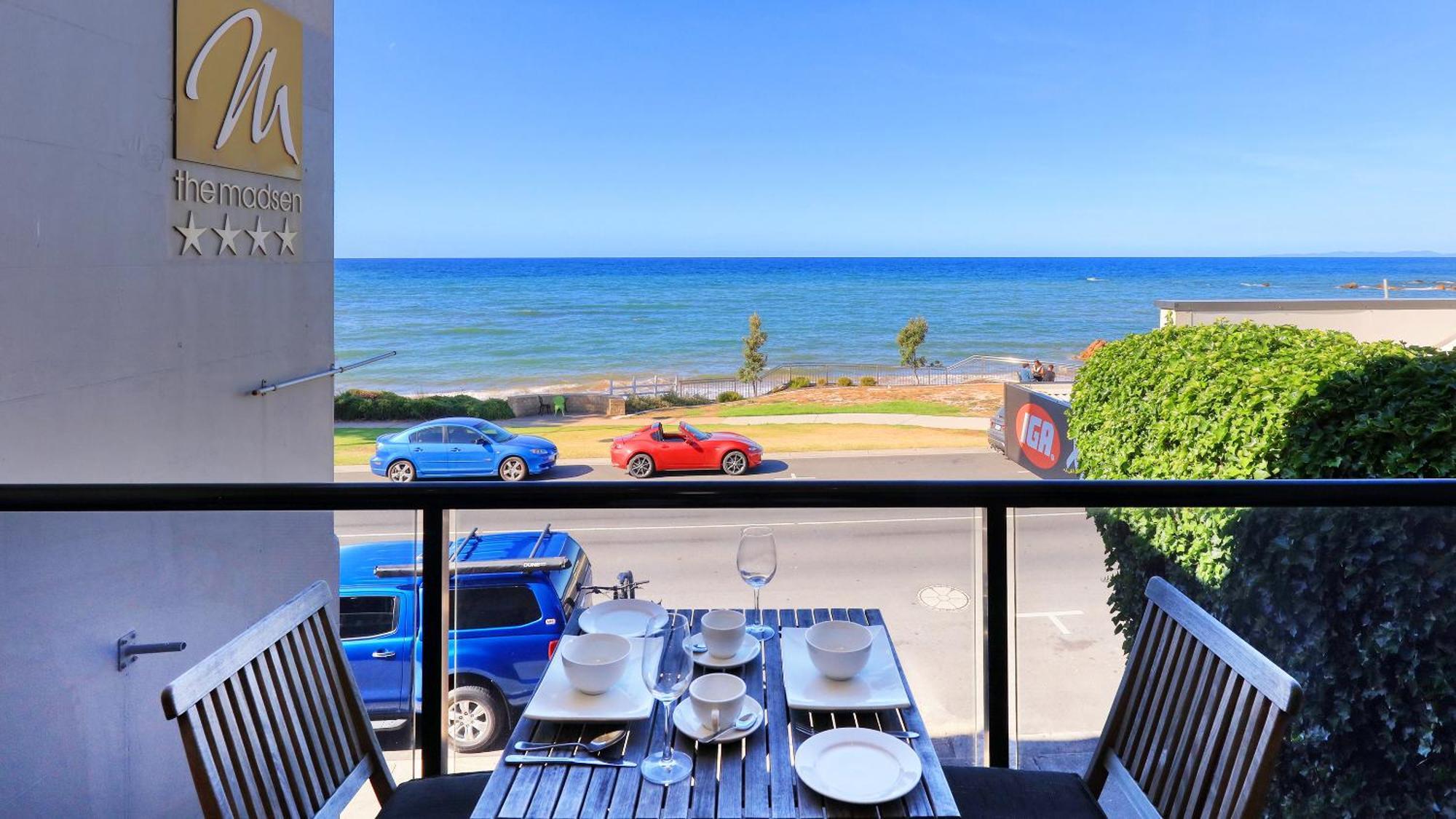 The Madsen Boutique Hotel Penguin Esterno foto